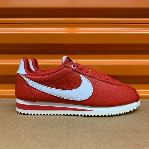 Nike Classic Cortez QS ST Women’s Shoes - Picture 3 of 8